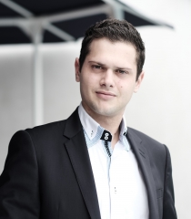 Damien TRICAULT