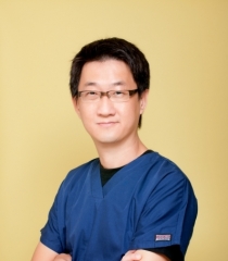 Dr. Eric Gan