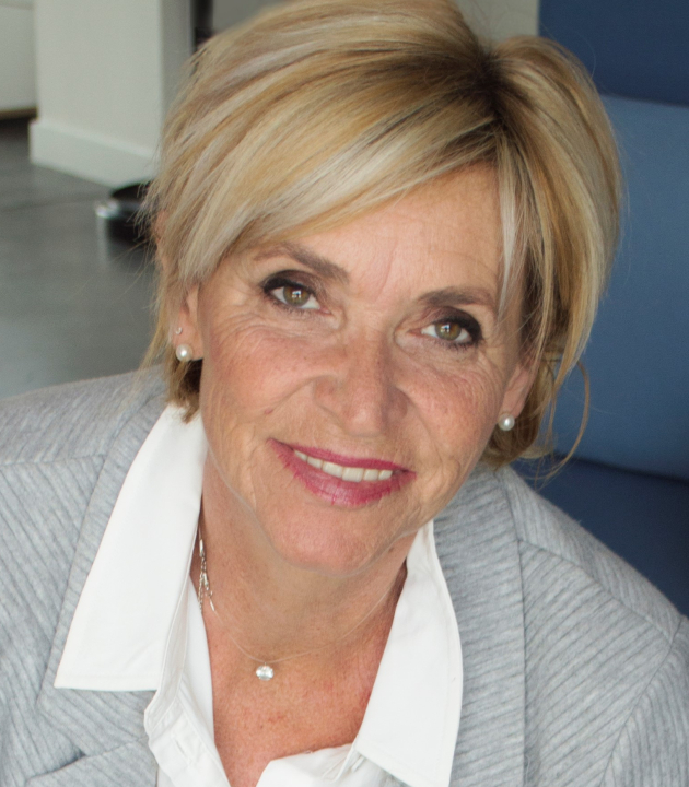 Evelyne BOUZON