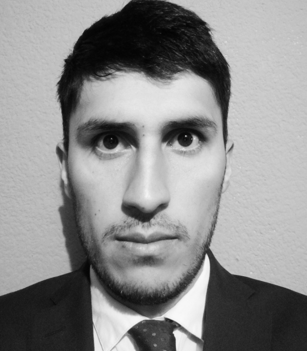 Carlos E. Mora Campuzano