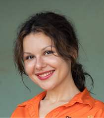 Marisha Leon