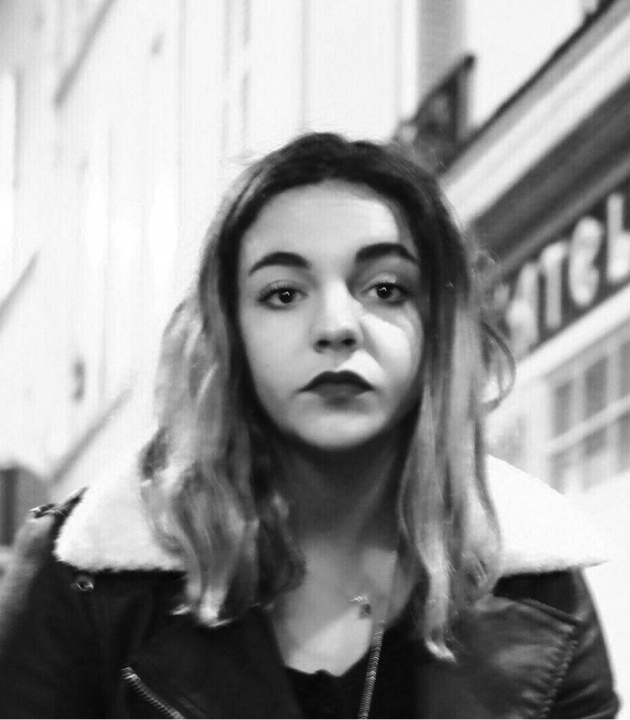 Adèle Nabavian
