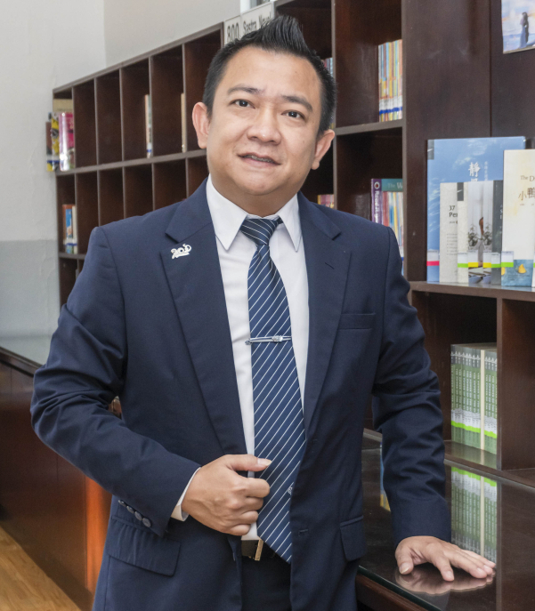 Freddy Ong / 王煇勵