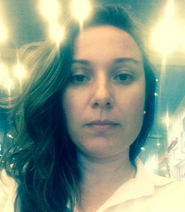 Viviane Pires Carvalho