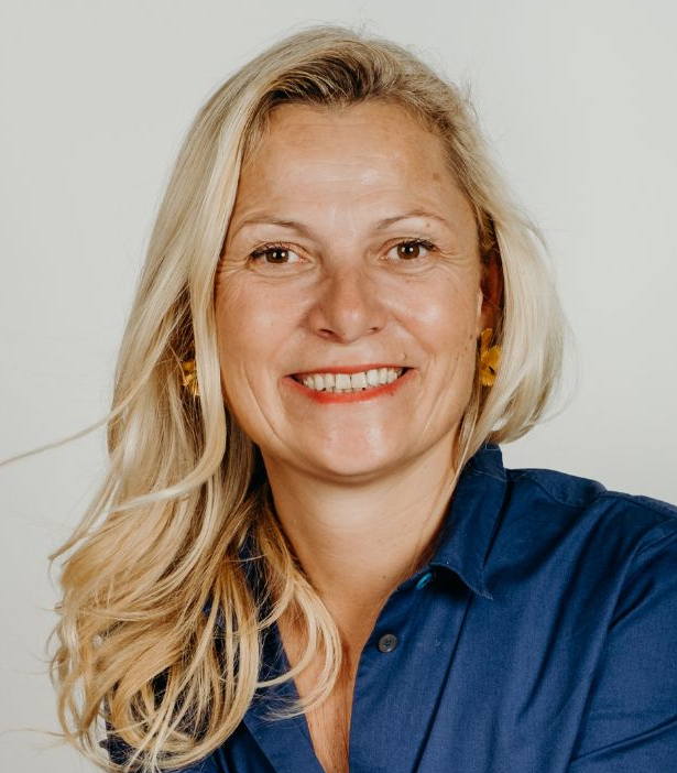Chrystelle LONGEVILLE