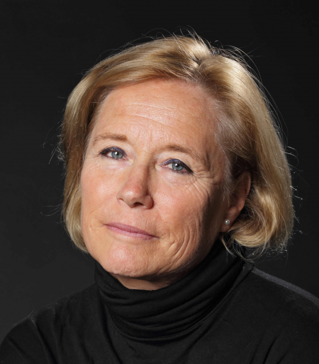 Janie Medium