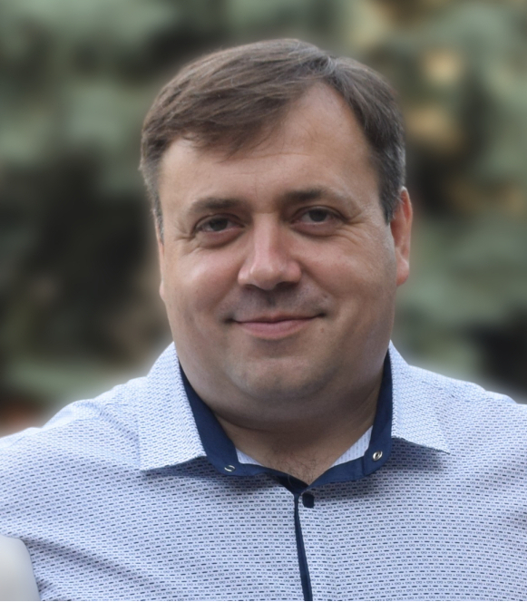ROMAN KARNAUKH